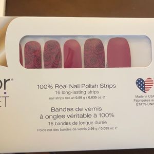 Rose Goes - Brand New - Retired - Color